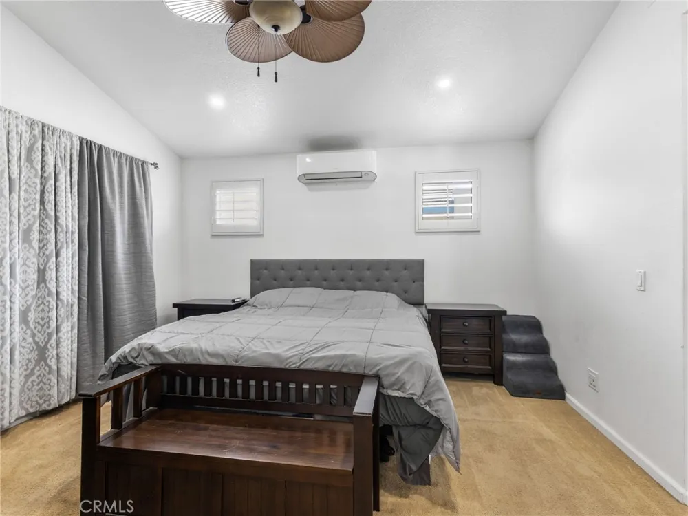 10285 Agate Avenue Mentone, CA 92359