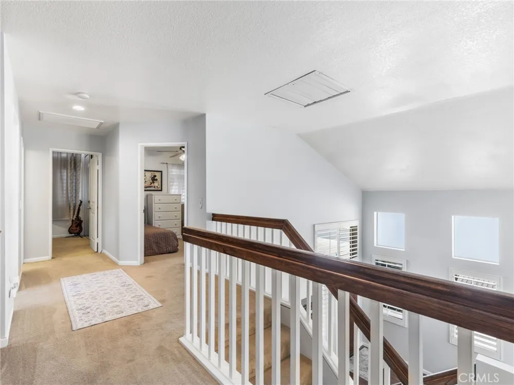 10285 Agate Avenue Mentone, CA 92359