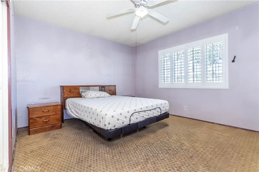 448 Fermoore San Fernando, CA 91340