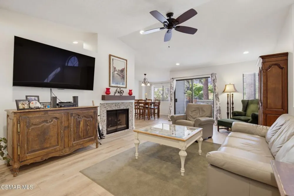 29105 E Thousand Oaks Boulevard #E Agoura Hills, CA 91301