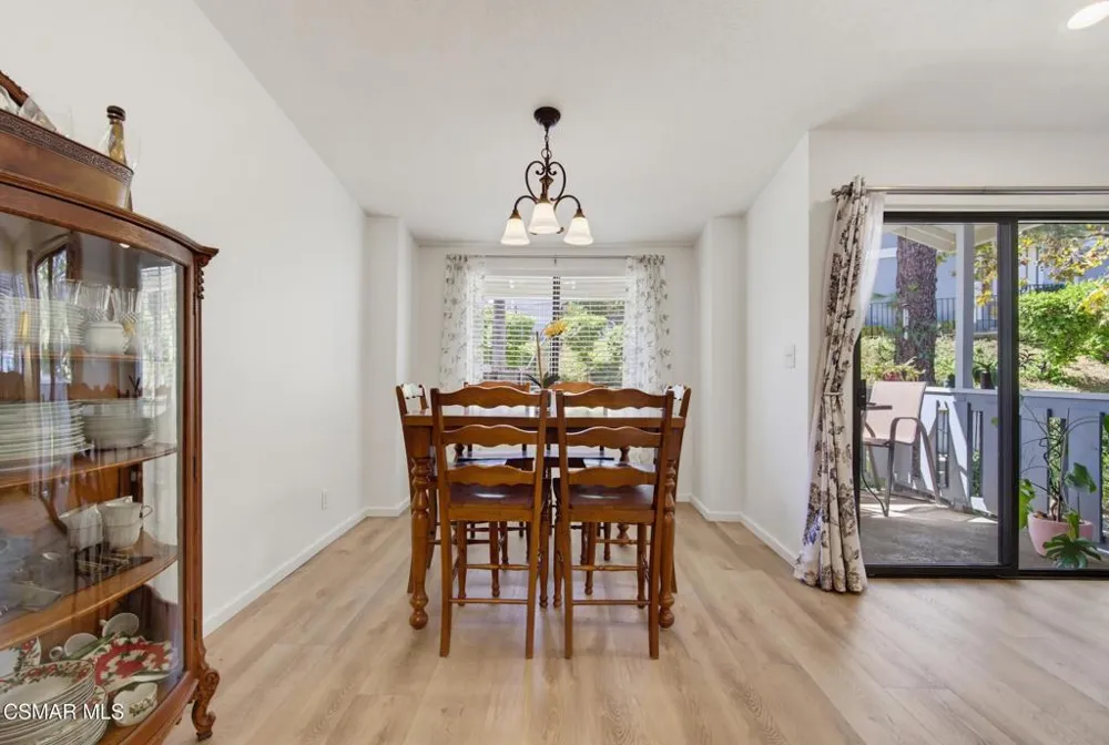 29105 E Thousand Oaks Boulevard #E Agoura Hills, CA 91301