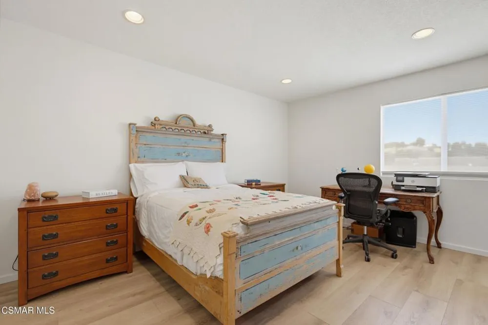 29105 E Thousand Oaks Boulevard #E Agoura Hills, CA 91301