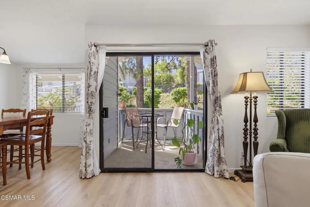 29105 E Thousand Oaks Boulevard #E Agoura Hills, CA 91301