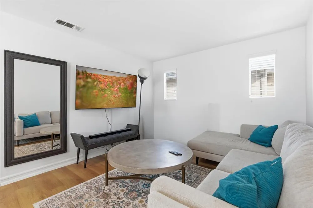 2284 Red Leaf Lane Chula Vista, CA 91915