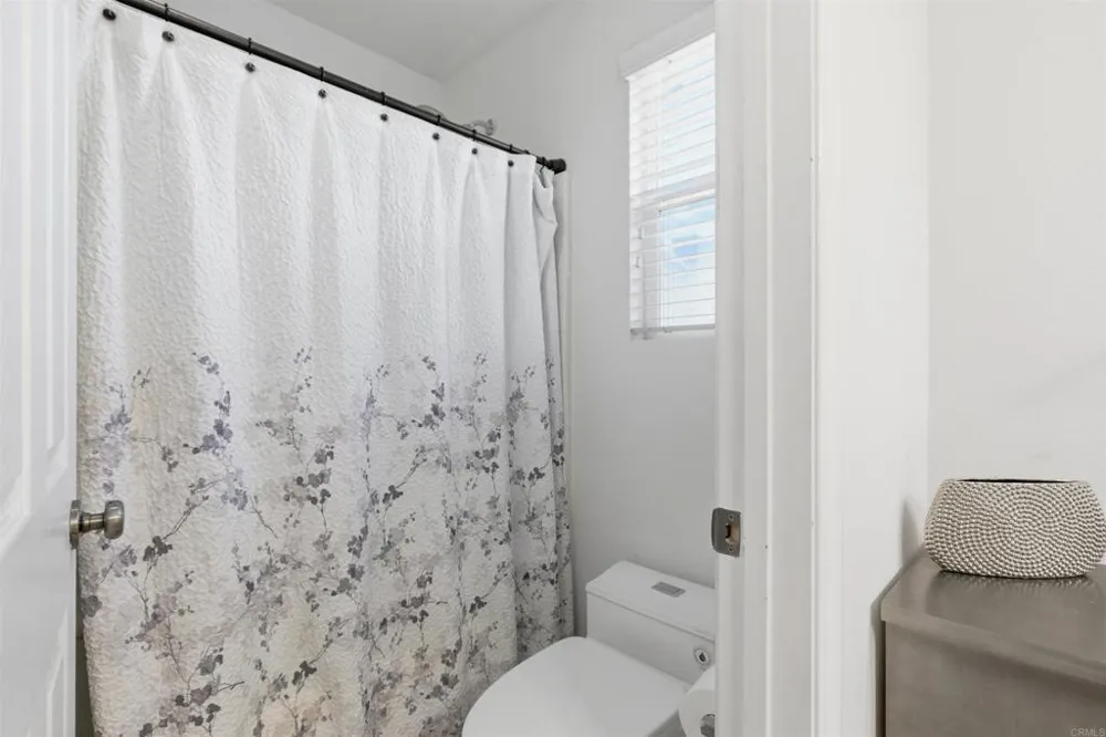 2284 Red Leaf Lane Chula Vista, CA 91915