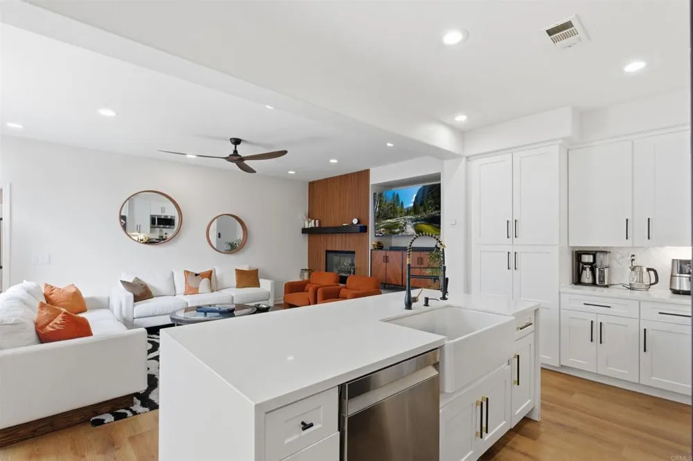 2284 Red Leaf Lane Chula Vista, CA 91915
