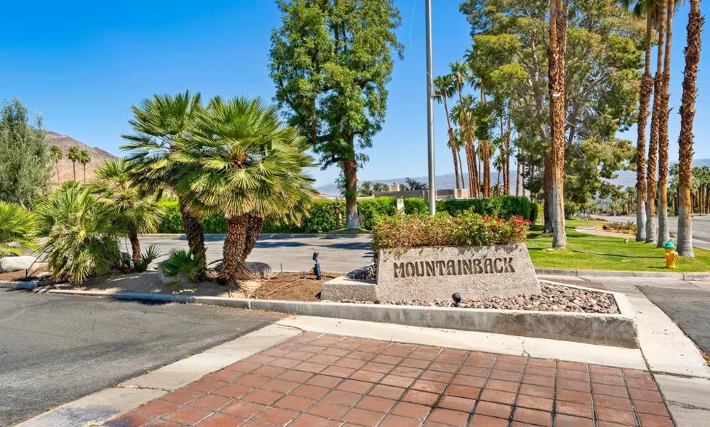 48680 Desert Flower Drive Palm Desert, CA 92260