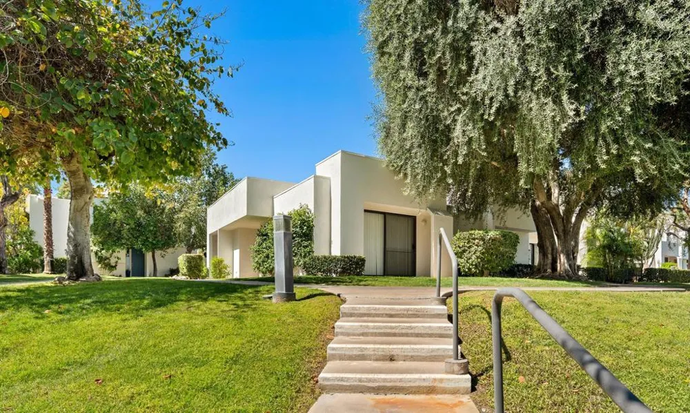 48680 Desert Flower Drive Palm Desert, CA 92260