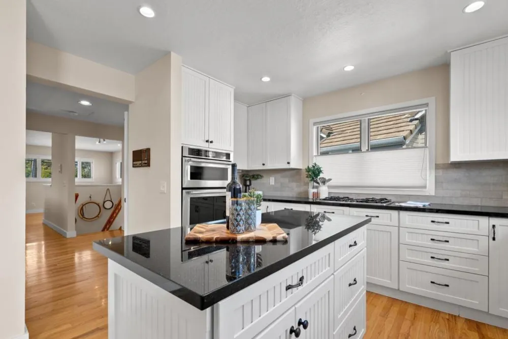 152 Frederick Street Santa Cruz, CA 95062