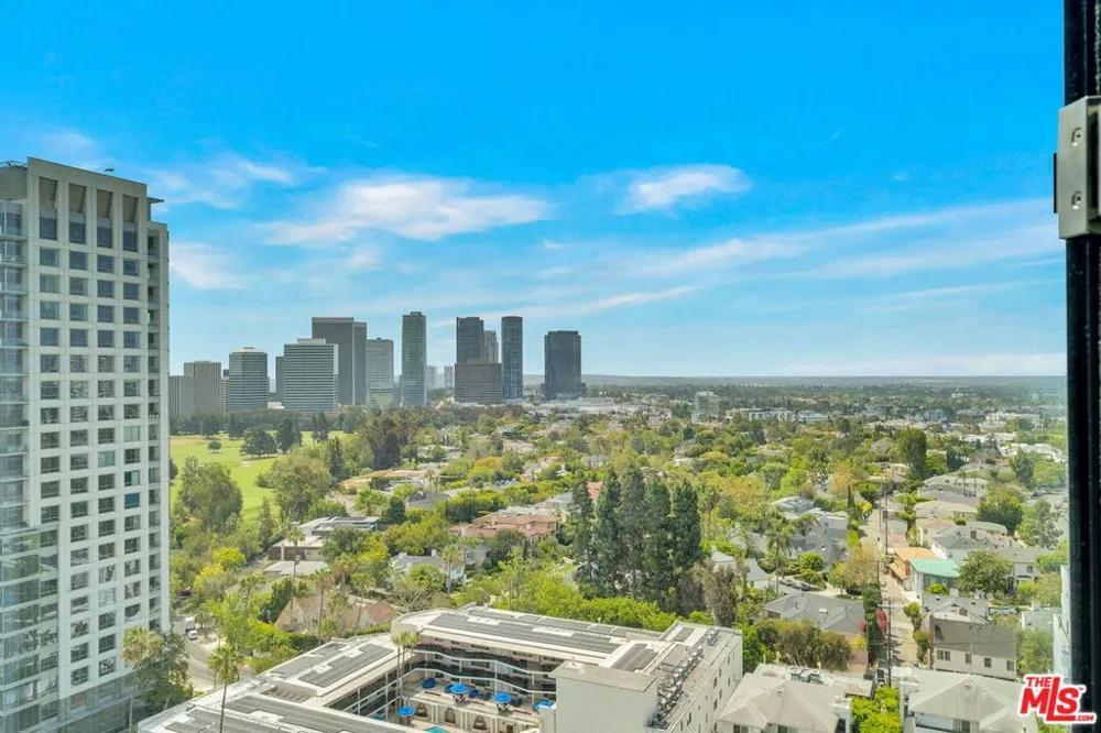 865 Comstock Avenue #16C Los Angeles, CA 90024