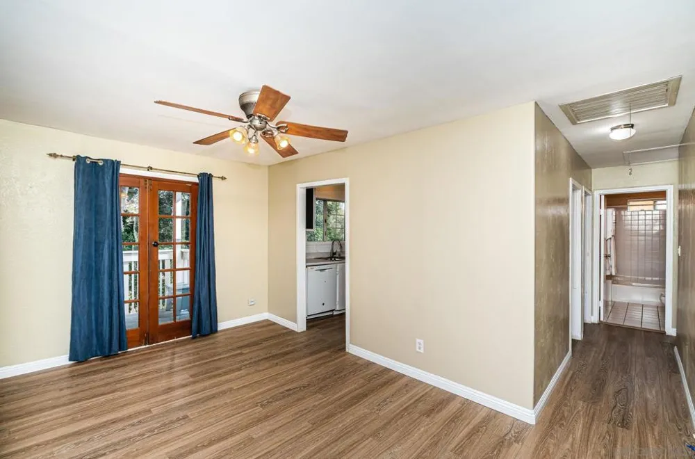 2559 Tuberose St San Diego, CA 92105