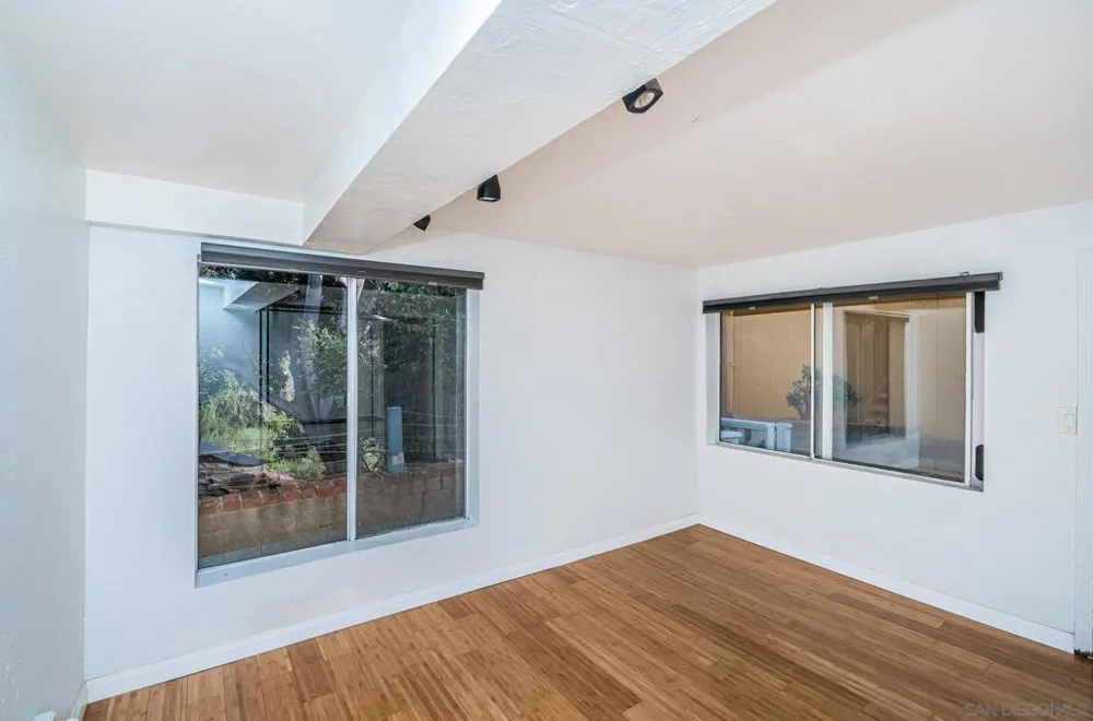 2559 Tuberose St San Diego, CA 92105