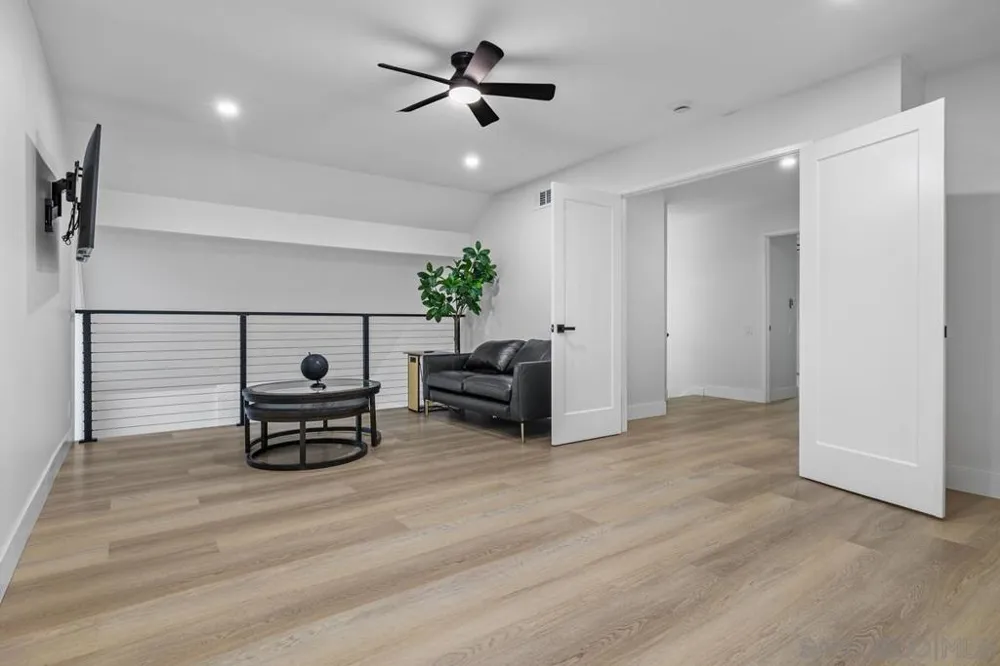 1594 Max Chula Vista, CA 91911