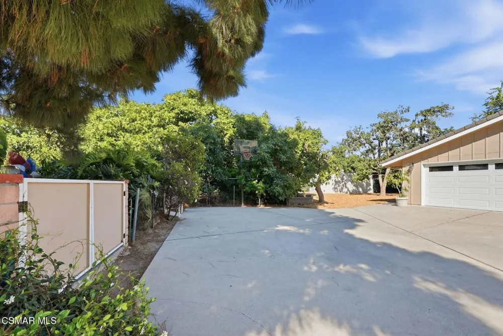 280 Cummings Road Santa Paula, CA 93060