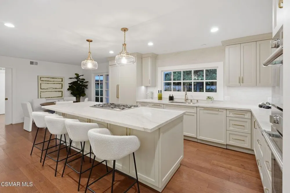 280 Cummings Road Santa Paula, CA 93060