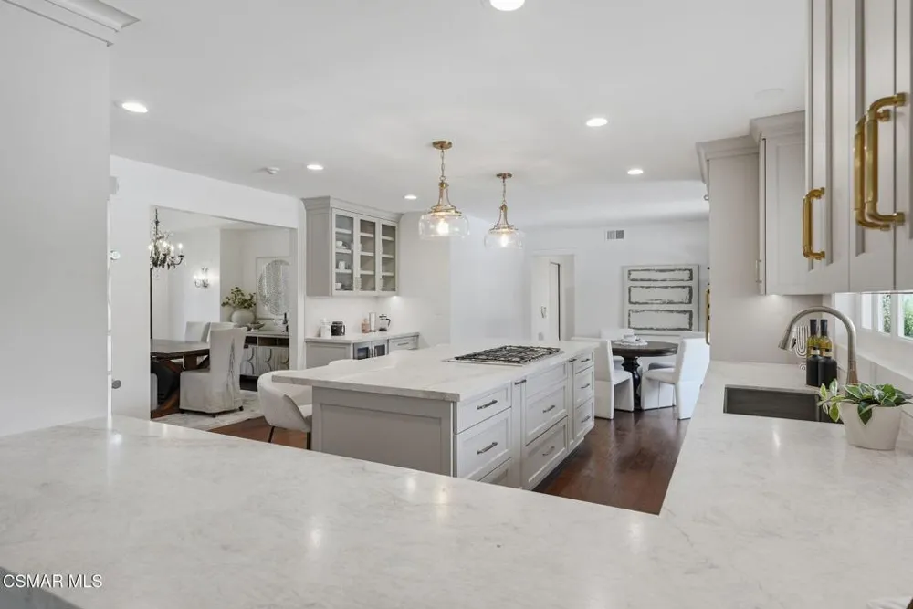 280 Cummings Road Santa Paula, CA 93060