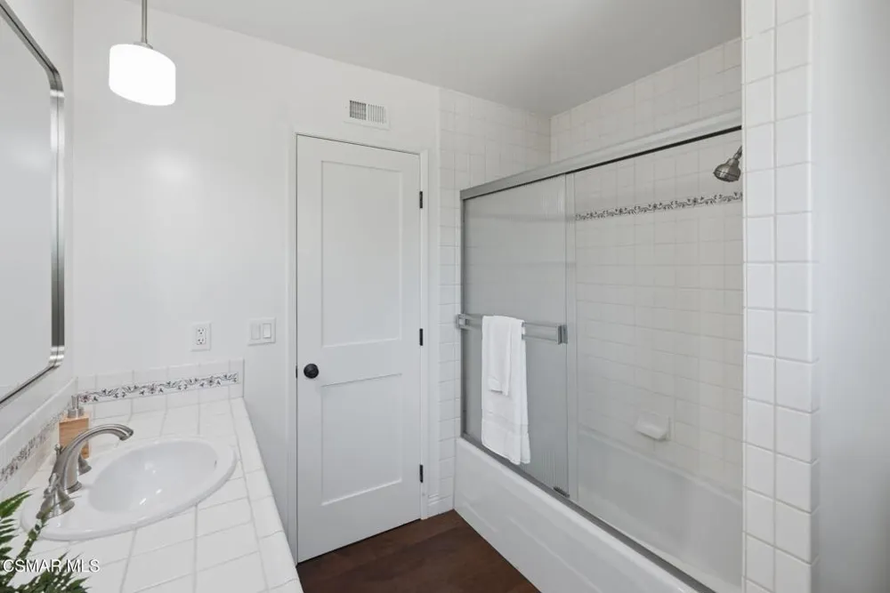 280 Cummings Road Santa Paula, CA 93060