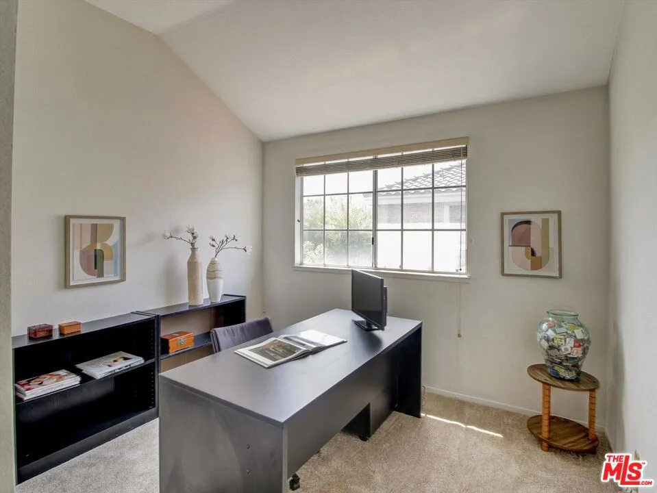 14063 Lemoli Avenue Hawthorne, CA 90250