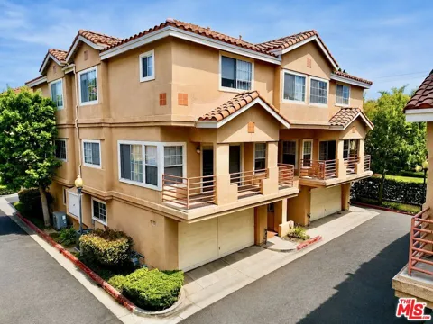 14063 Lemoli Avenue