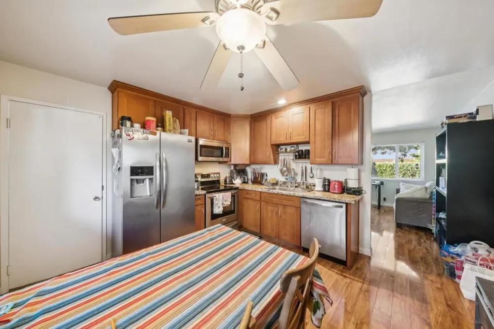 10353 Miller Avenue Cupertino, CA 95014