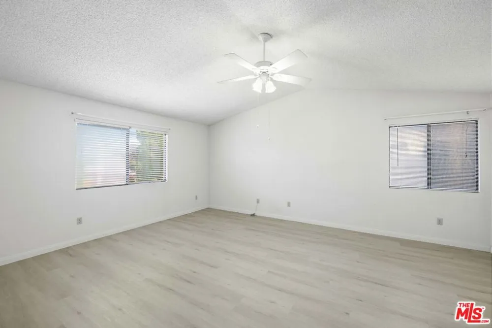 44138 Ruthron Avenue Lancaster, CA 93536