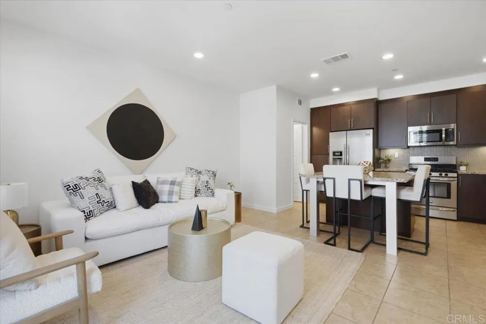 2118 Cosmo Way San Marcos, CA 92078