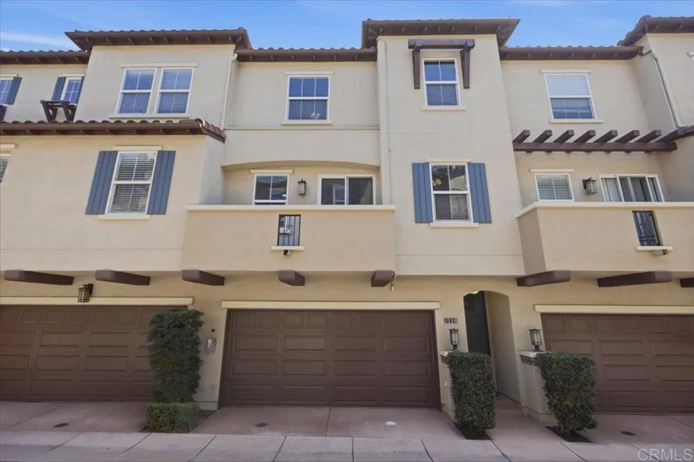 2118 Cosmo Way San Marcos, CA 92078