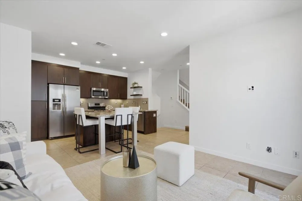 2118 Cosmo Way San Marcos, CA 92078