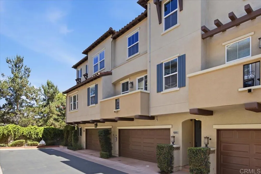 2118 Cosmo Way San Marcos, CA 92078