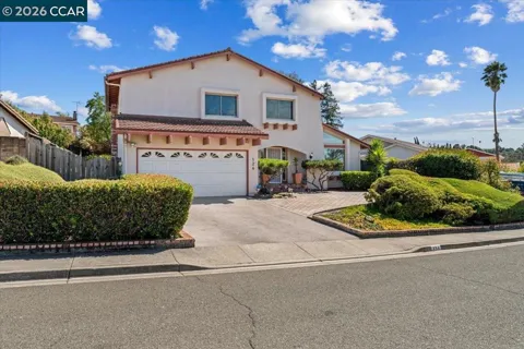 124 Chestnut Dr