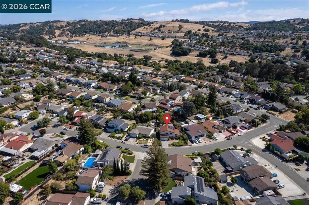 124 Chestnut Dr Hercules, CA 94547