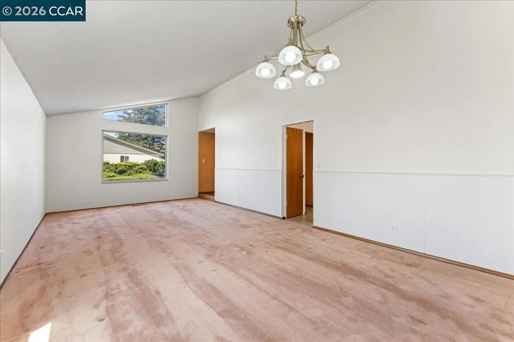 124 Chestnut Dr Hercules, CA 94547