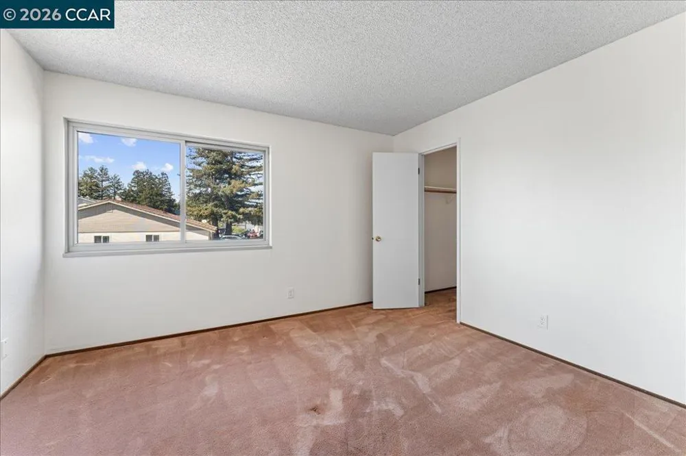 124 Chestnut Dr Hercules, CA 94547
