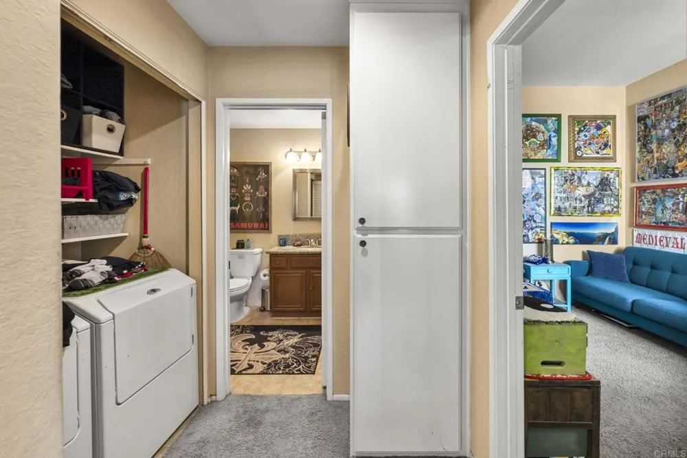 1050 La Tortuga Drive #40 Vista, CA 92081
