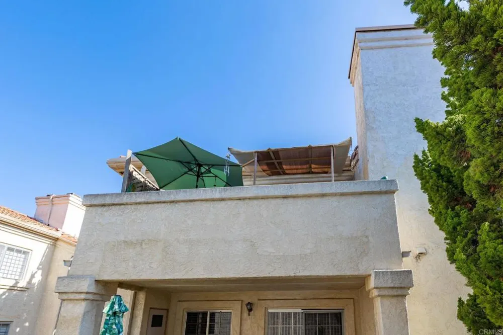 1050 La Tortuga Drive #40 Vista, CA 92081