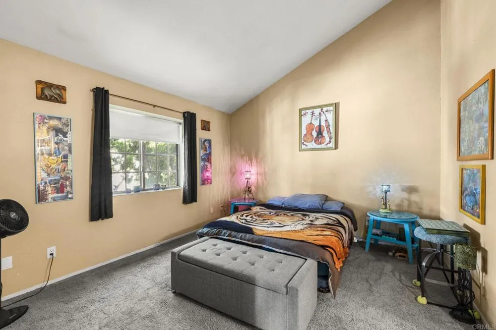 1050 La Tortuga Drive #40 Vista, CA 92081