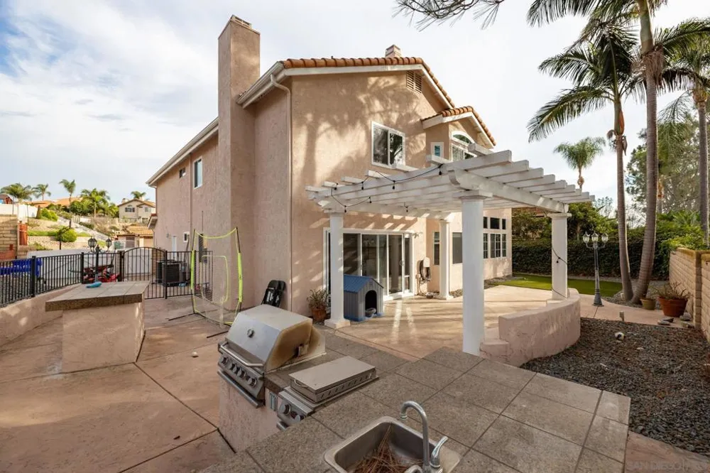 5151 Via Mindanao Oceanside, CA 92057