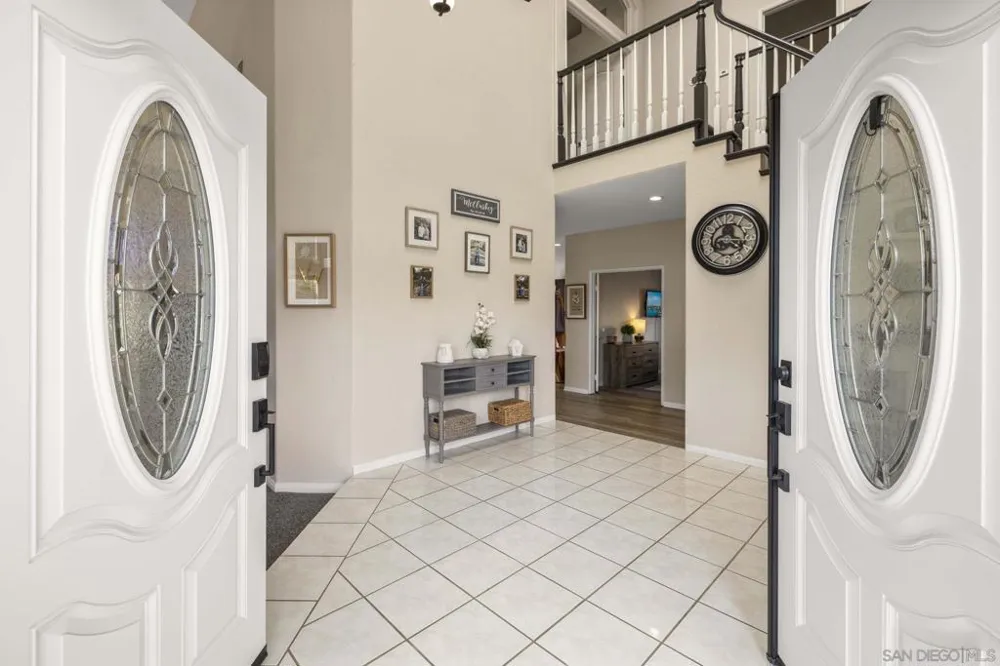 5151 Via Mindanao Oceanside, CA 92057
