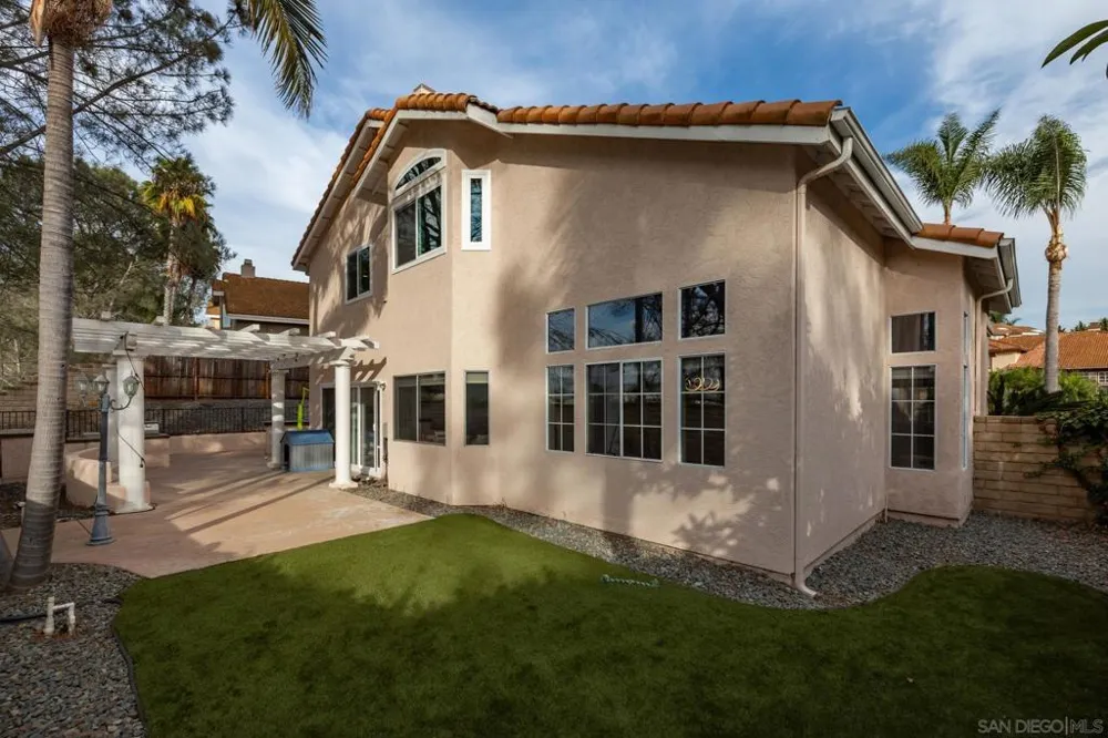 5151 Via Mindanao Oceanside, CA 92057