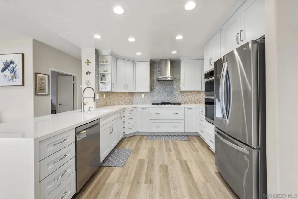 5151 Via Mindanao Oceanside, CA 92057