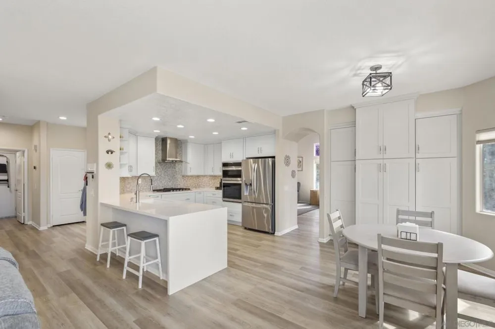 5151 Via Mindanao Oceanside, CA 92057