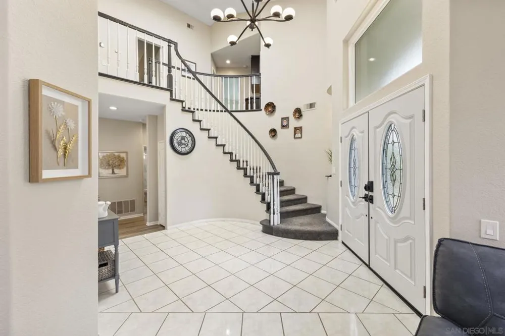 5151 Via Mindanao Oceanside, CA 92057