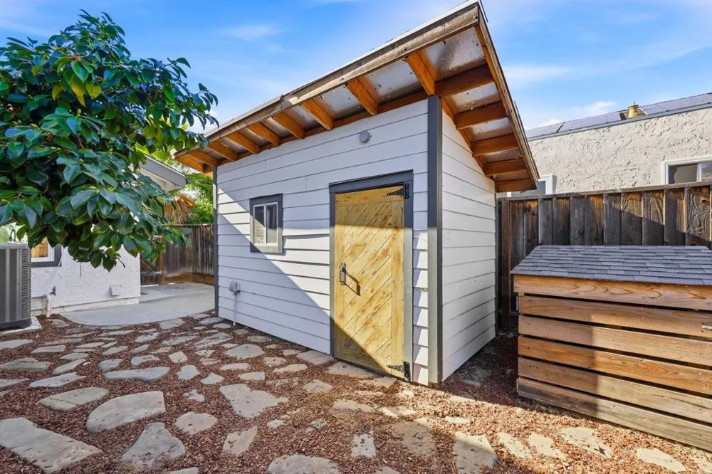 1237 Renraw Drive San Jose, CA 95127