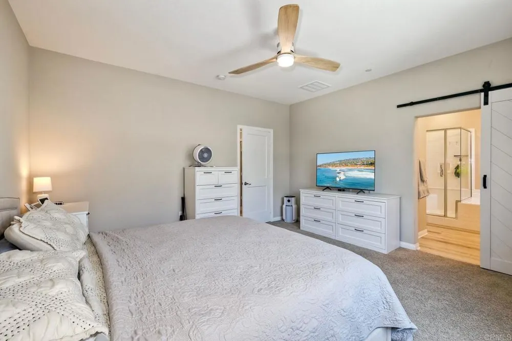1715 Crabapple Way Oceanside, CA 92056