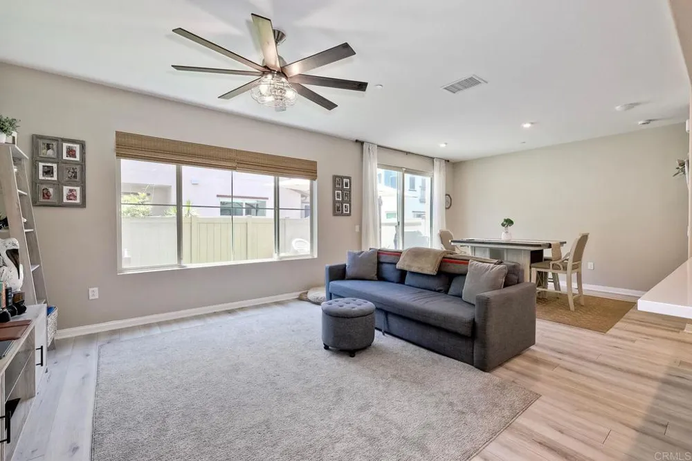 1715 Crabapple Way Oceanside, CA 92056