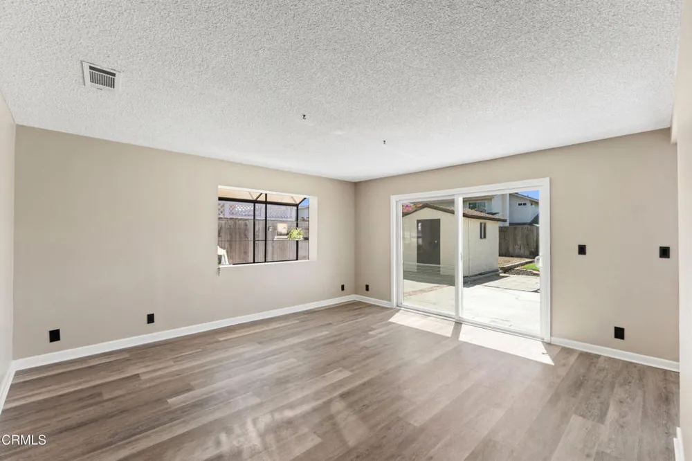 3010 Leeward Way Oxnard, CA 93035