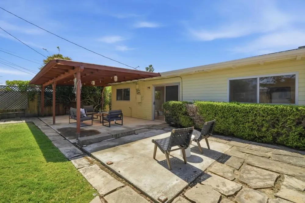 1503 Cobb Street San Mateo, CA 94401