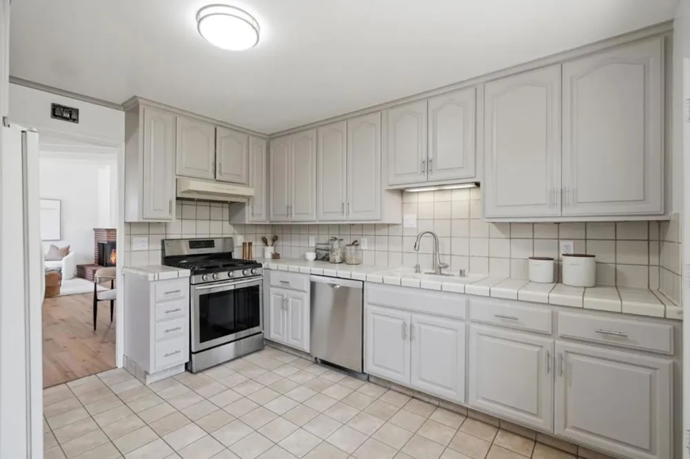 1503 Cobb Street San Mateo, CA 94401