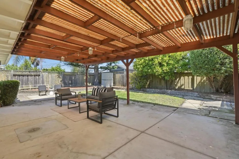 1503 Cobb Street San Mateo, CA 94401