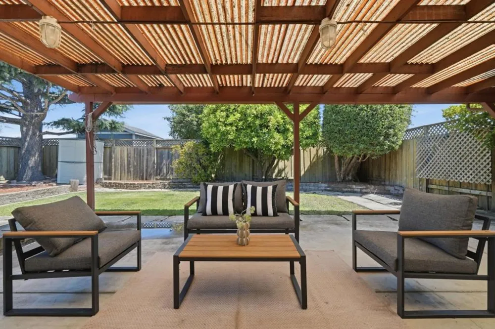 1503 Cobb Street San Mateo, CA 94401